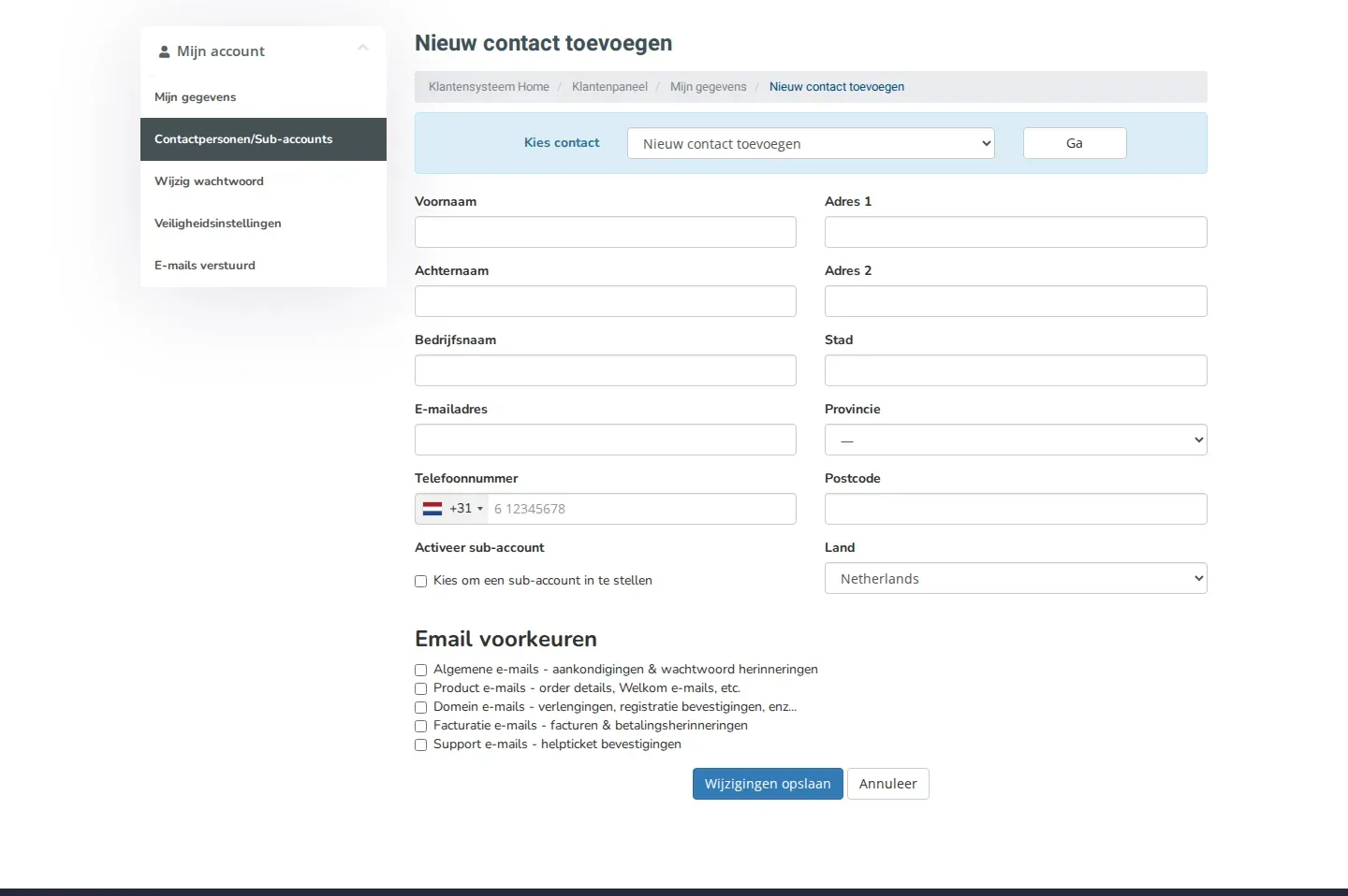 De pagina Nieuw contact toevoegen met de contactgegevens, het vinkje Activeer sub-account en de Email voorkeuren.